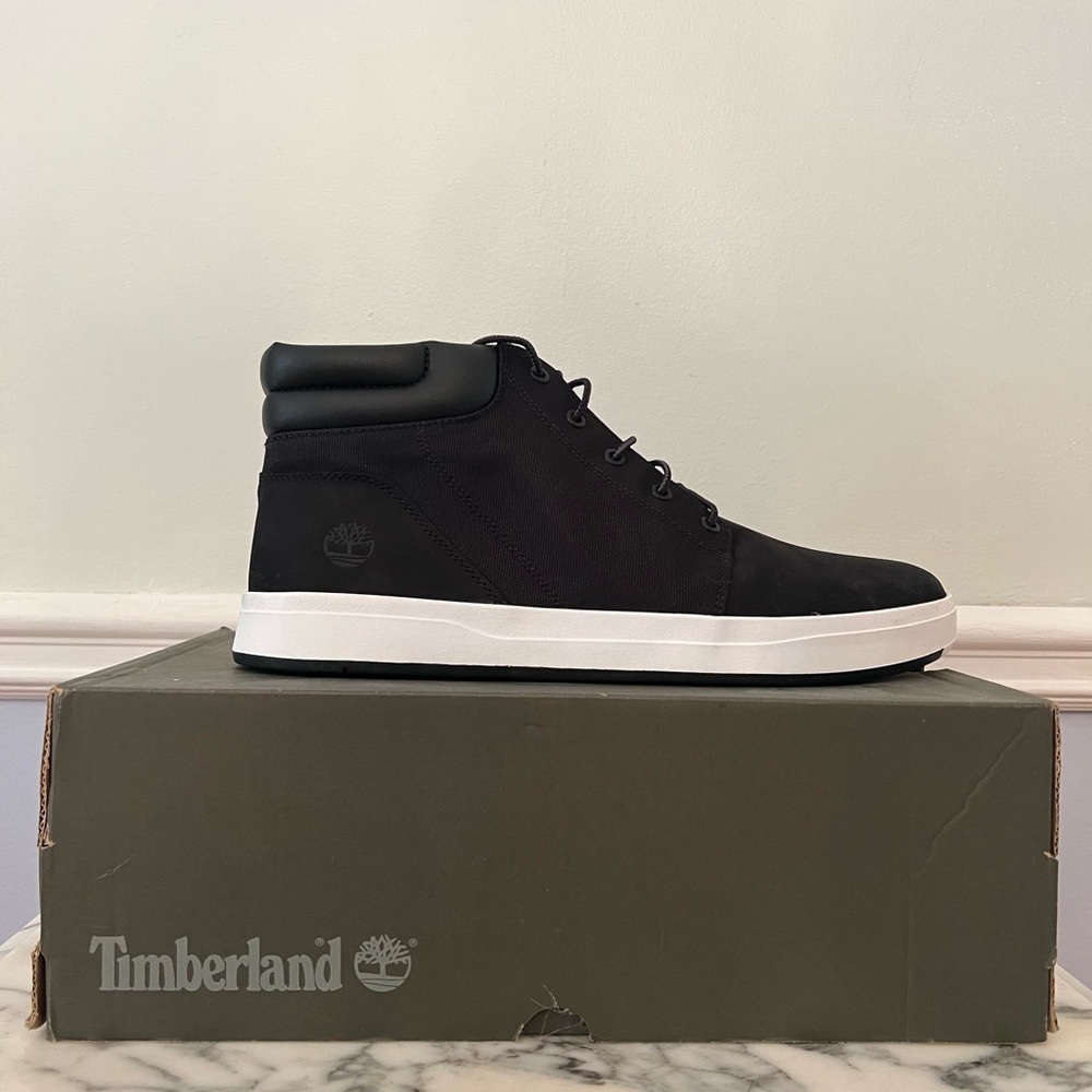 Davis Square Chukka Boots